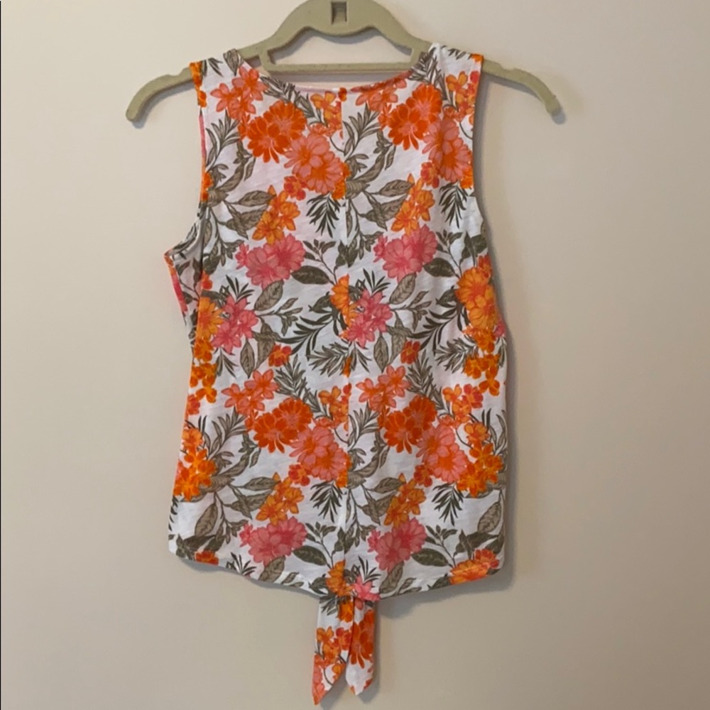 Loft tie front button up patterned tank - Picture 2 of 4